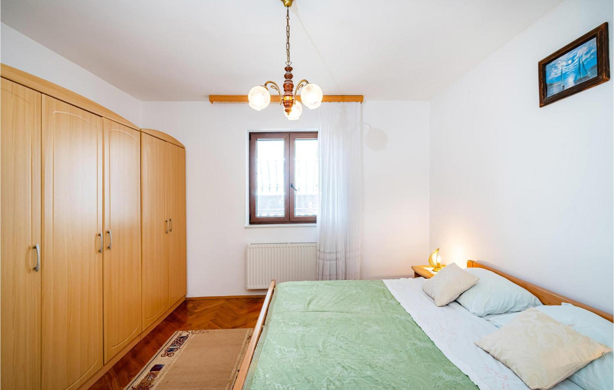 2 Bedroom Cozy Apartment In Zára Kültér fotó