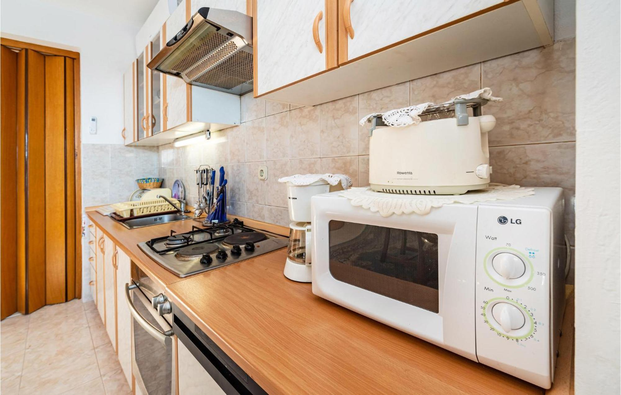 2 Bedroom Cozy Apartment In Zára Kültér fotó