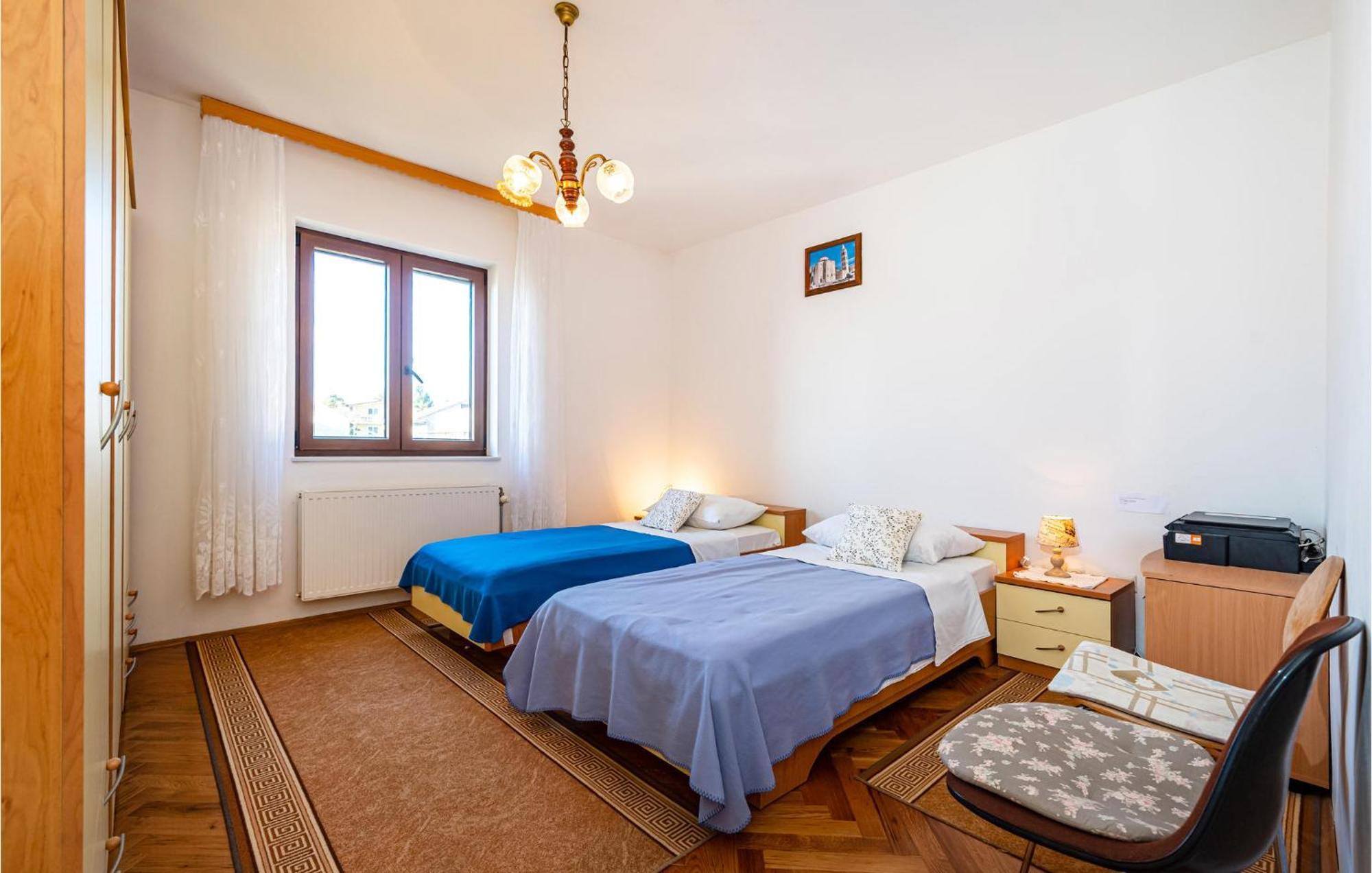 2 Bedroom Cozy Apartment In Zára Kültér fotó