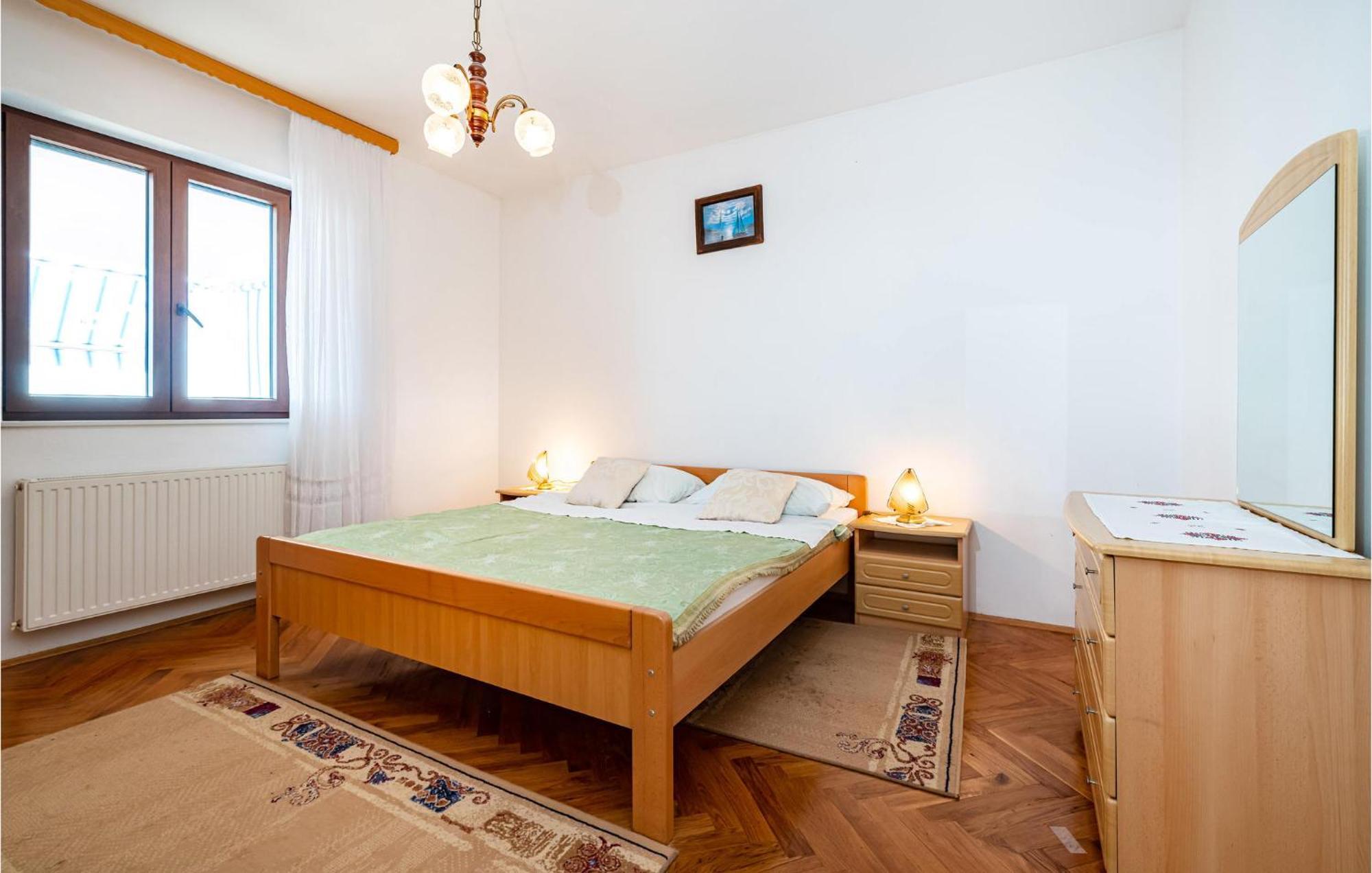 2 Bedroom Cozy Apartment In Zára Kültér fotó