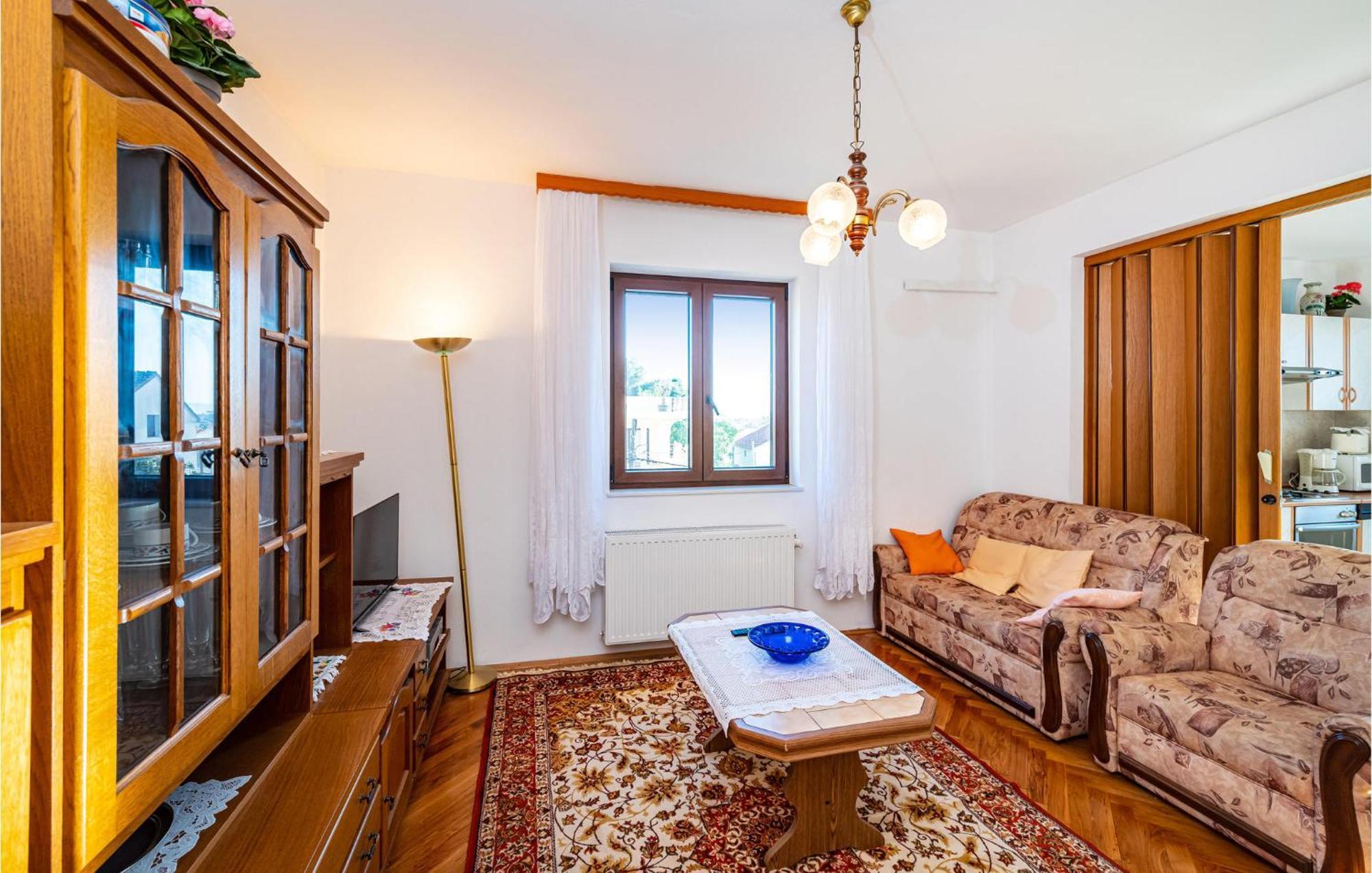 2 Bedroom Cozy Apartment In Zára Kültér fotó