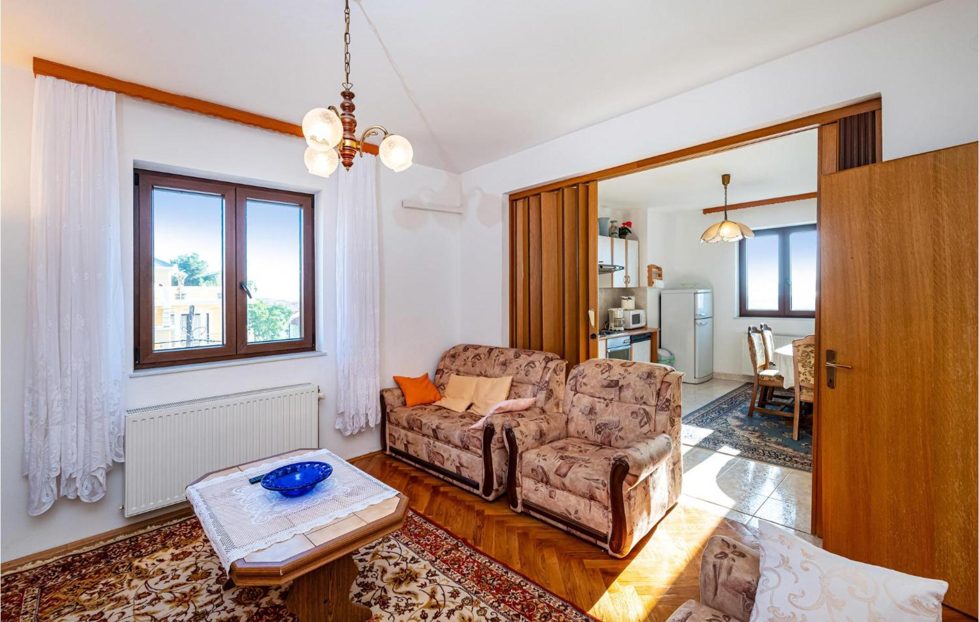2 Bedroom Cozy Apartment In Zára Kültér fotó